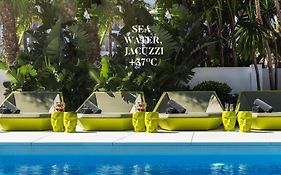 Essence Boutique Torremolinos 4*
